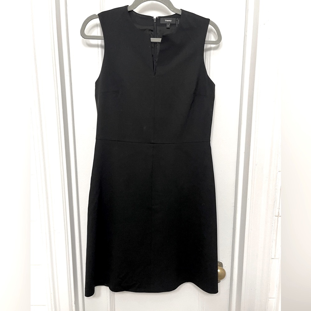 THEORY V-Neck Dress [Black]